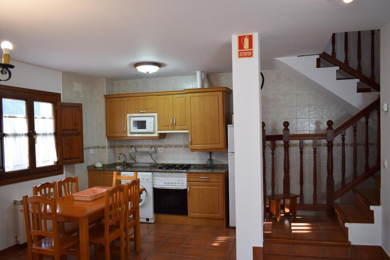 Apartamentos Rurales La Taberna Matienzo Eksteriør billede